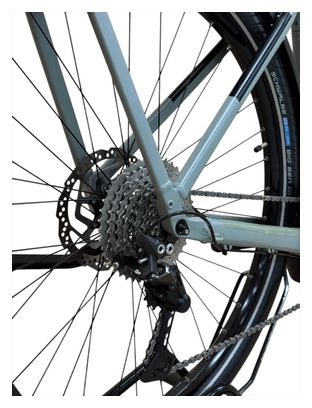 Produit reconditionné . Cube Kathmandu Hybrid One 625  Shimano Deore 2024 . Vélo électrique . Cube . très bon état