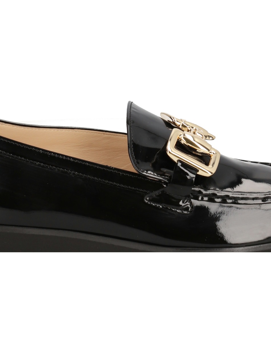 Lackleder Slipper