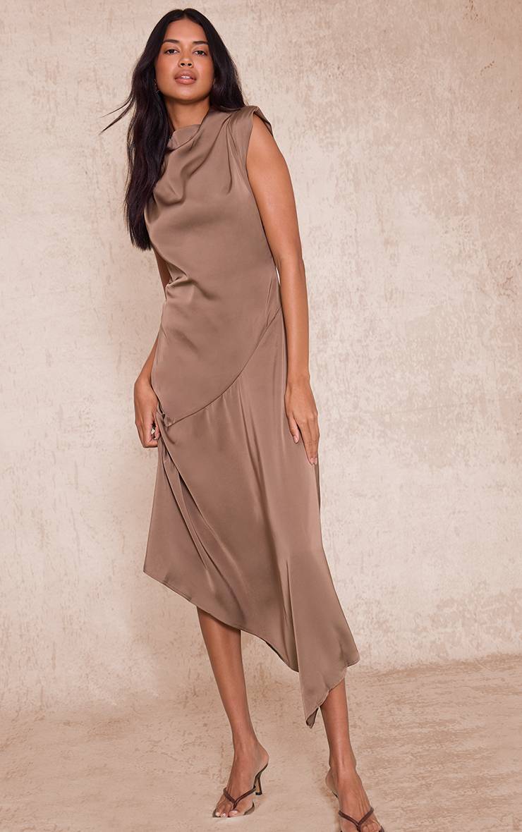 Taupe Robe Mi-longue Satinée À Col Montant