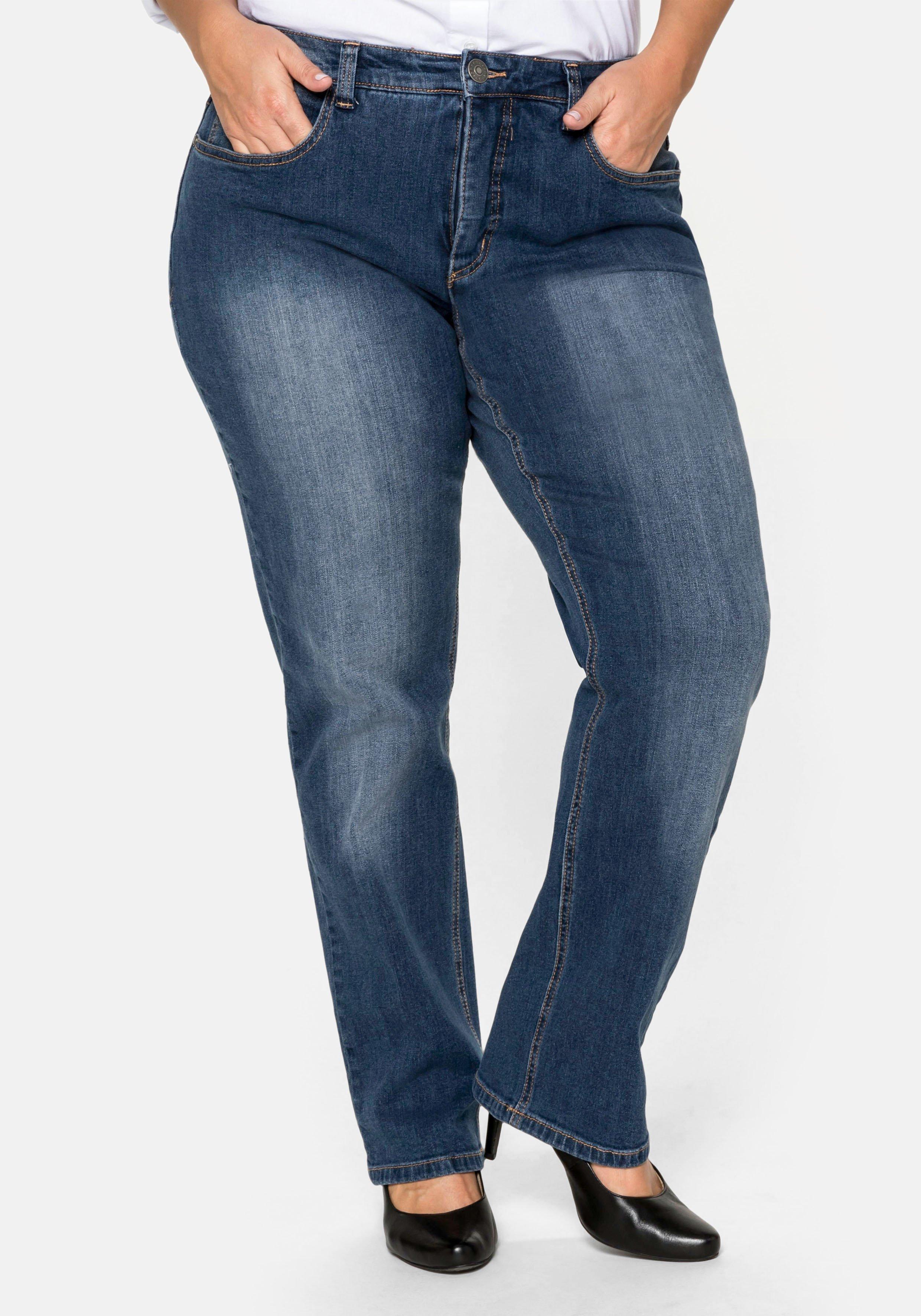 Gerade Jeans mit Shaping-Einsatz