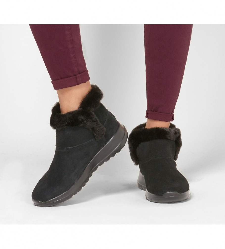 Botas de couro Skechers On-The-Go Joy Bundle Up, pretas