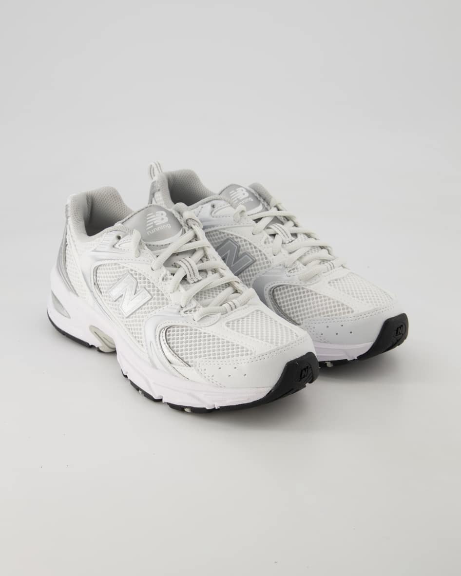 New Balance 530 Sportschuhe in Weiß