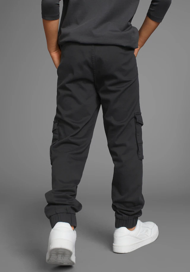 KangaROOS Cargohose »Hose mit Cargotaschen«  , mit Logo-Stickerei
