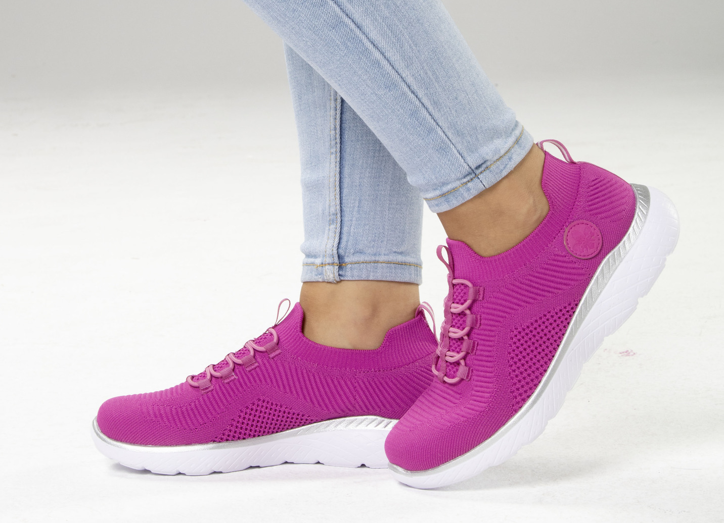 Rieker Sneaker aus dehnbarem Strickmaterial