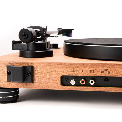 Argon Audio TT-4 MK2 – serieuze hi-fi platenspeler met fraaie afwerking Mahoniefineer