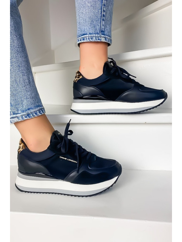 Sneakers STRIPE RUNNER Black - Crime London