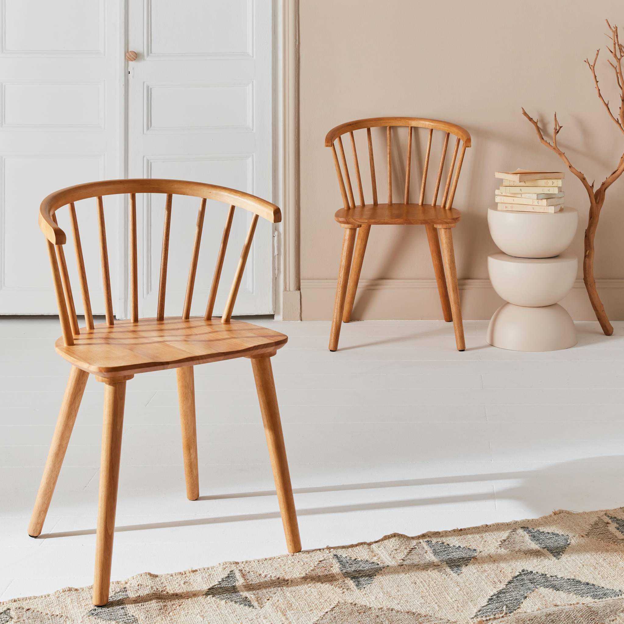 Lot de 2 chaises naturelles à barreaux en bois et contreplaqué. Paula. L 51 x p 53 x h 75cm