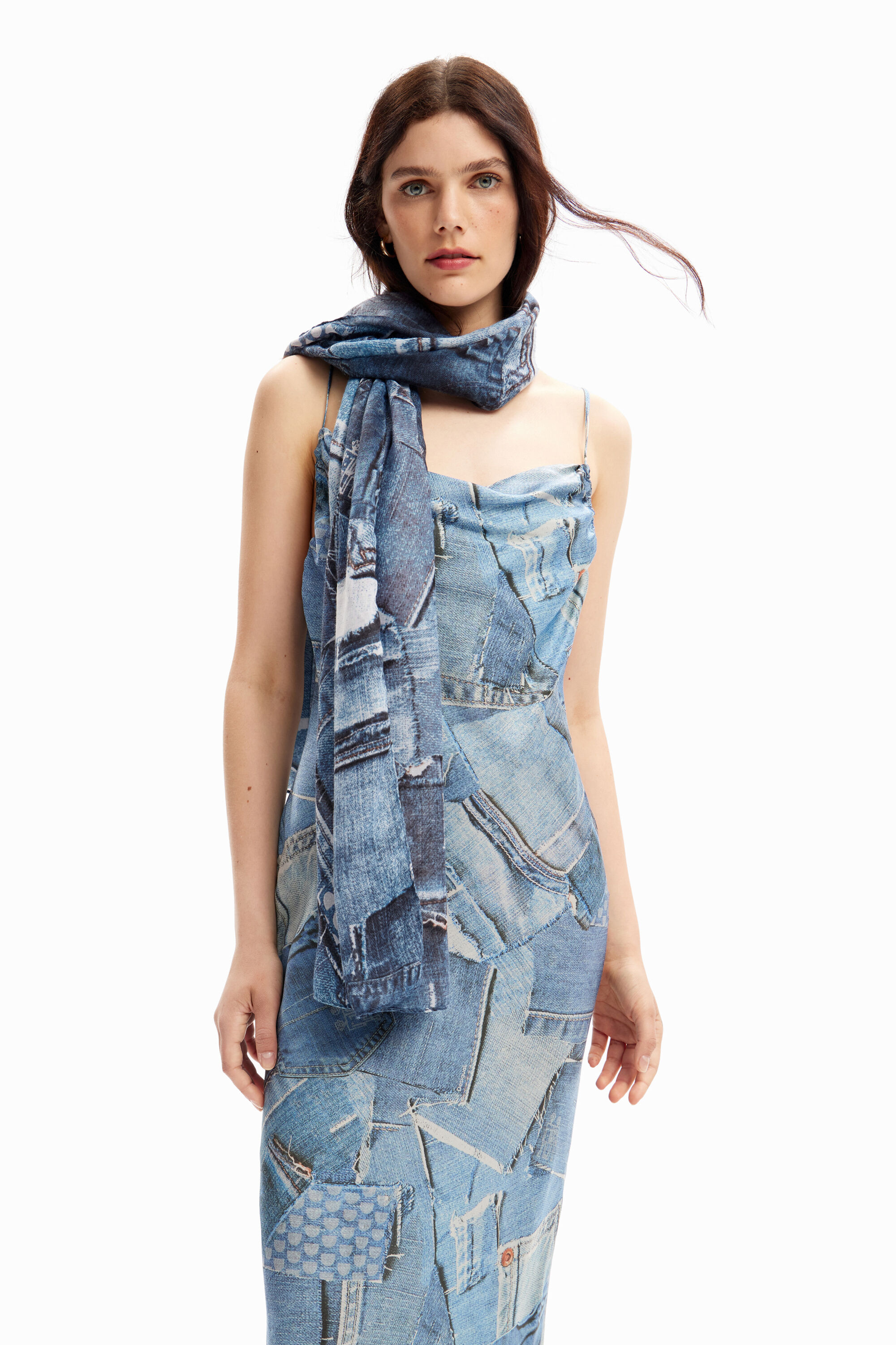 Lenço retangular com aplique de jeans