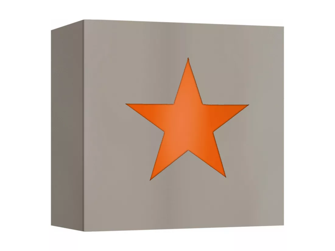 Applique enfant carré métal,etoileorange 10,5 cm.