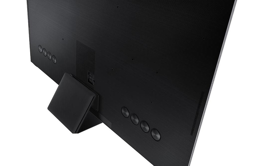 Public Display QP85A-8K 85 