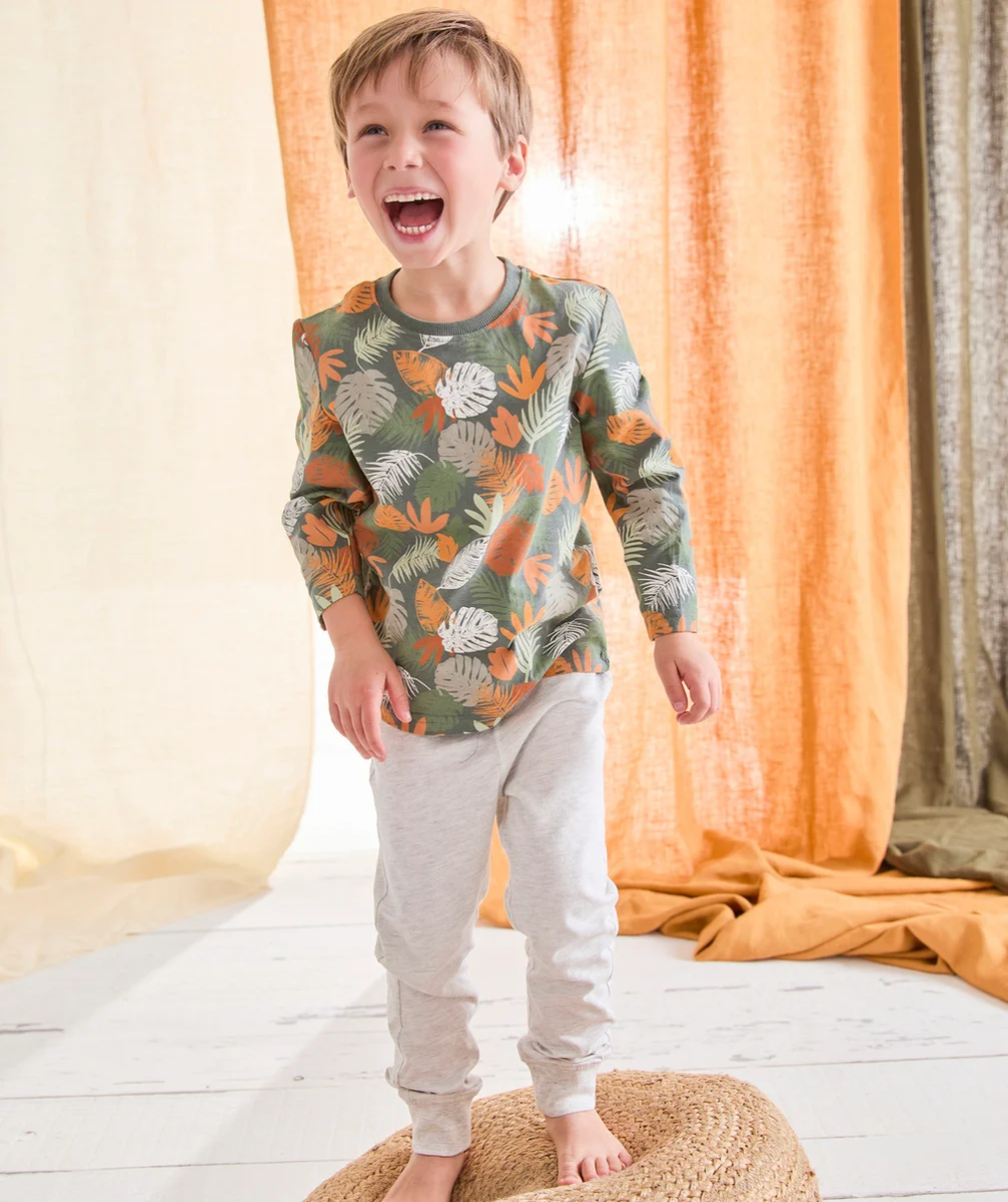 PYJAMA GARÇON EN FIBRES RECYCLÉES IMPRIMÉ FEUILLAGE KAKI