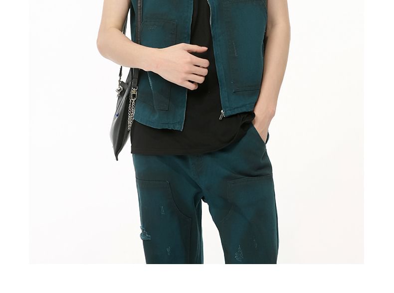 FAERIS - Vest met ronde hals en ritssluiting / Jeans met losse pasvorm en gemiddelde taille