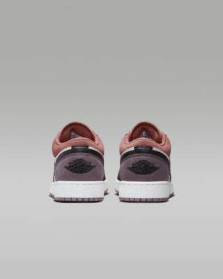 Air Jordan 1 Low SE Older Kids' Shoes