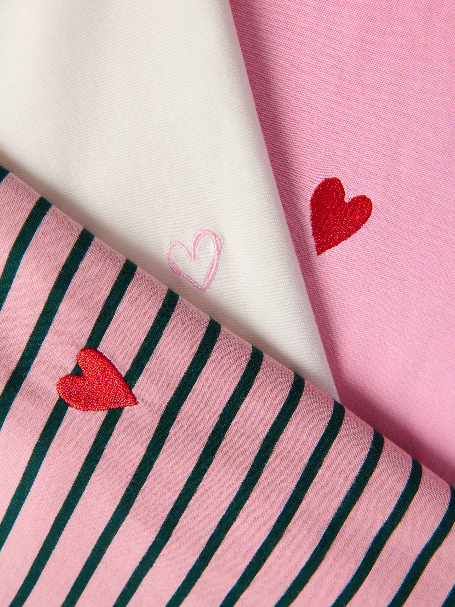 T-Shirt mit Herzdetail
