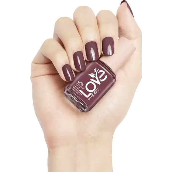 LOVE BY ESSIE Nagellack 130 MAKE THE MOVE