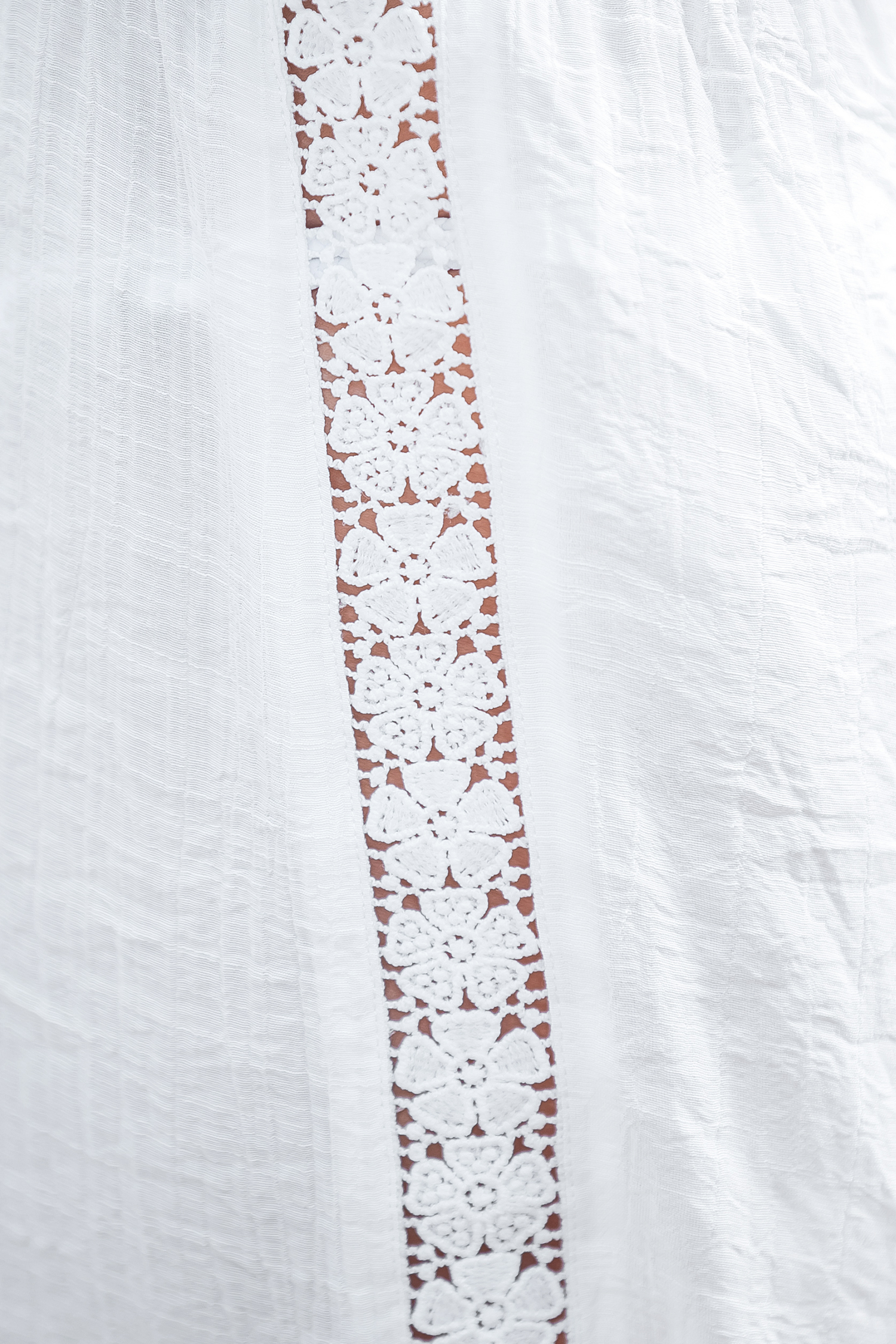 Pantalon cover up avec taille élastique en dentelle