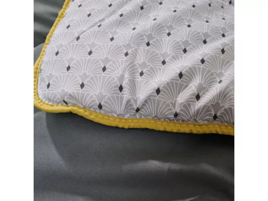 Couette imprimée Graphique - Chaude 350g/m2 - 140x200cm