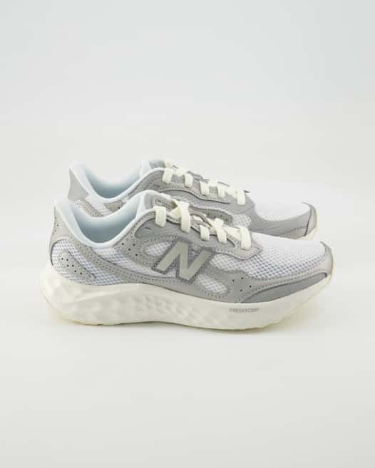 New Balance WARISTS4 Sneaker in Silber