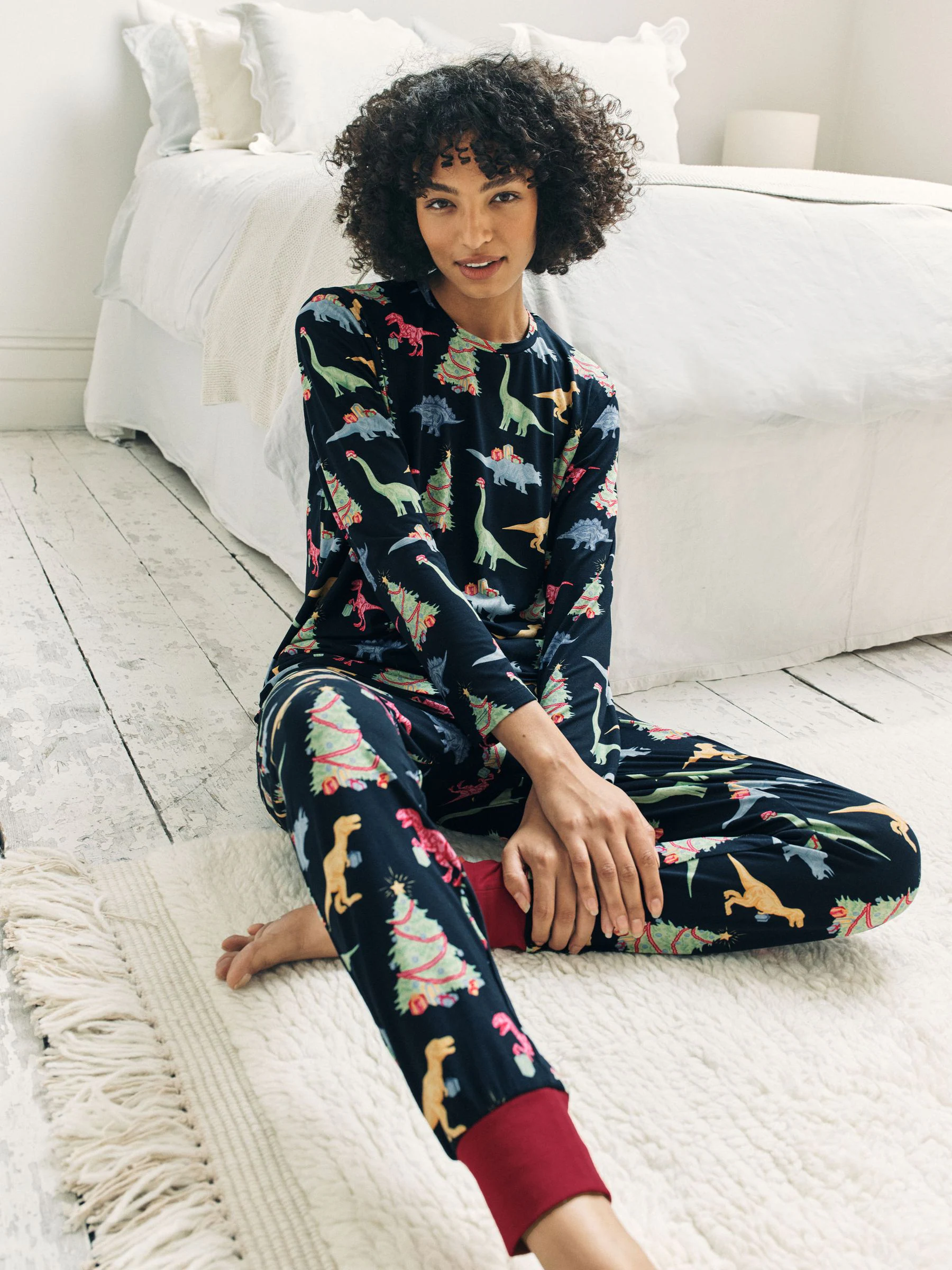 Chelsea Peers Kerstmis Lange Pyjama met Dinosaurusprint