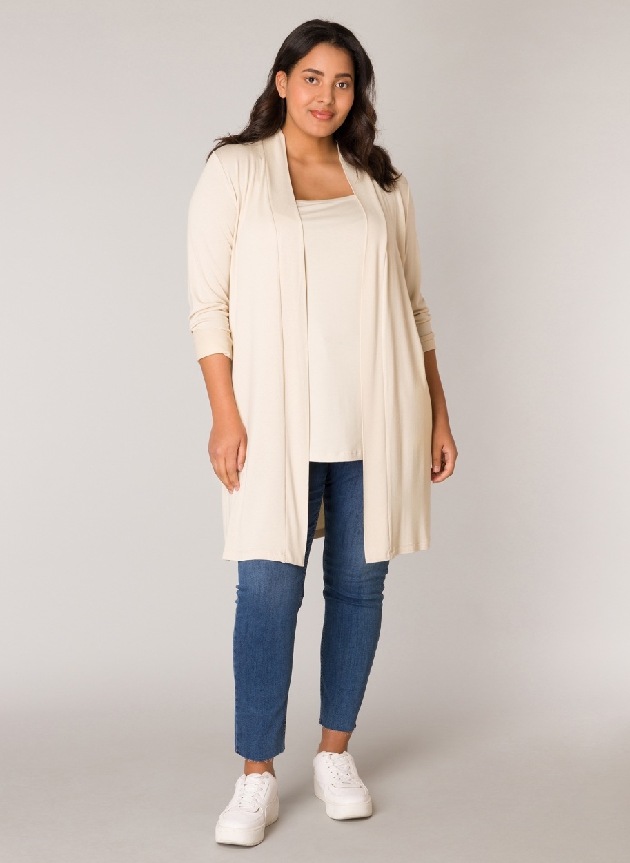 Base Level Curvy Longstrickjacke »Ayla Long«, Figurumspielende, weiche Strickqualität