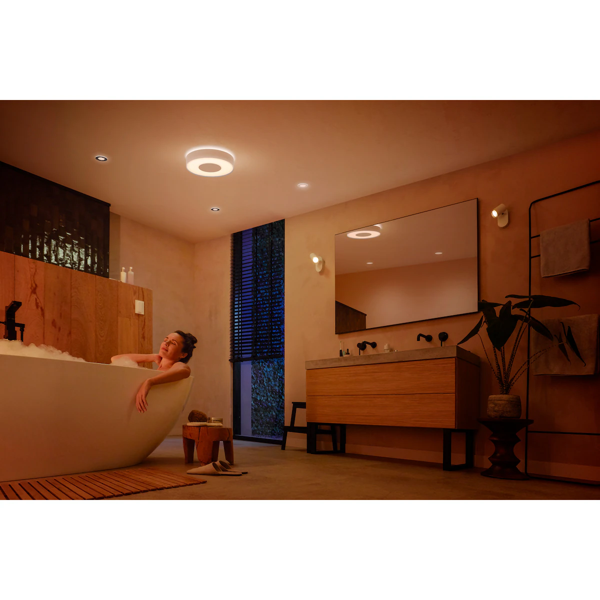 Philips Hue Xamento M taklampe (hvit)