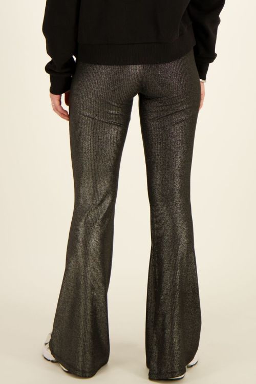 Zwarte metallic flared broek