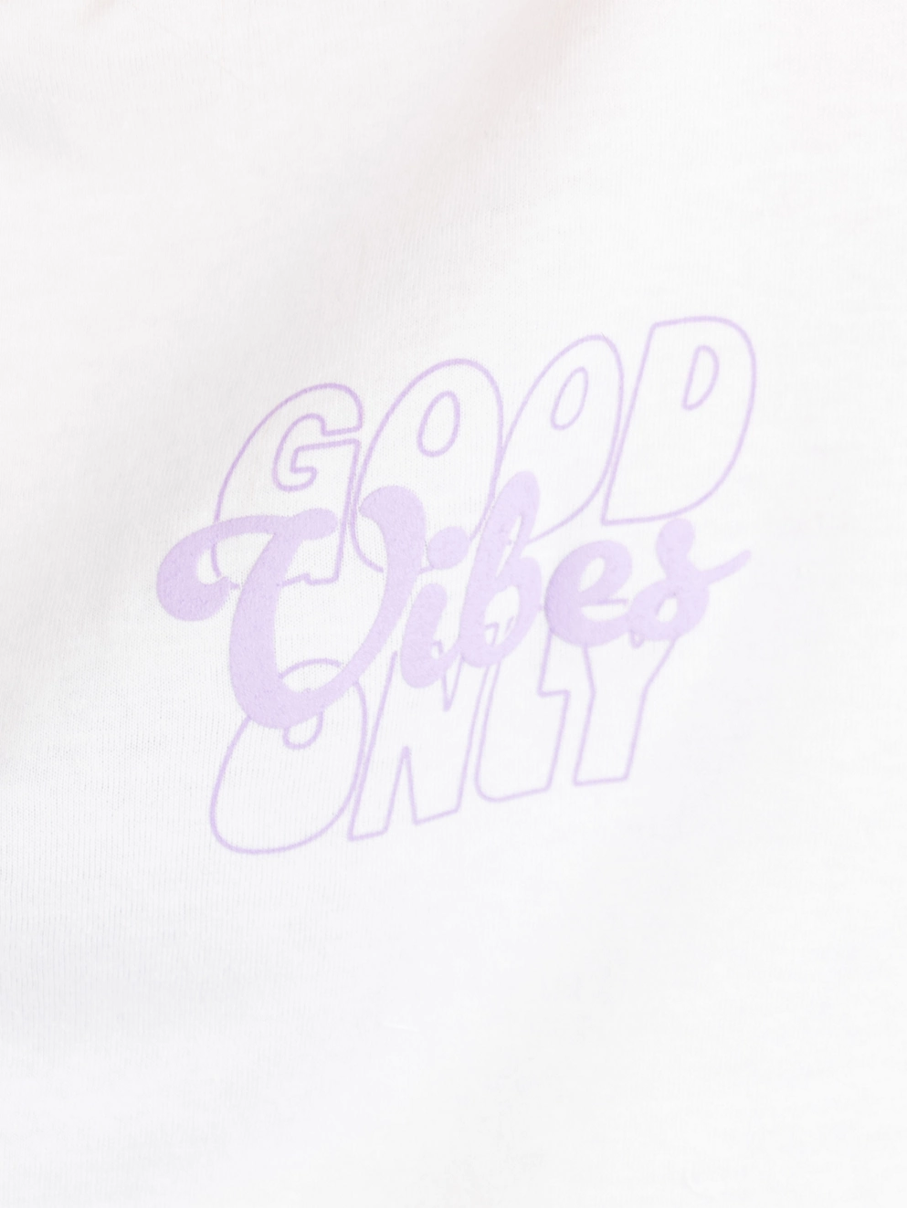 Miss Tee Good Vibings Wording T-Shirt white