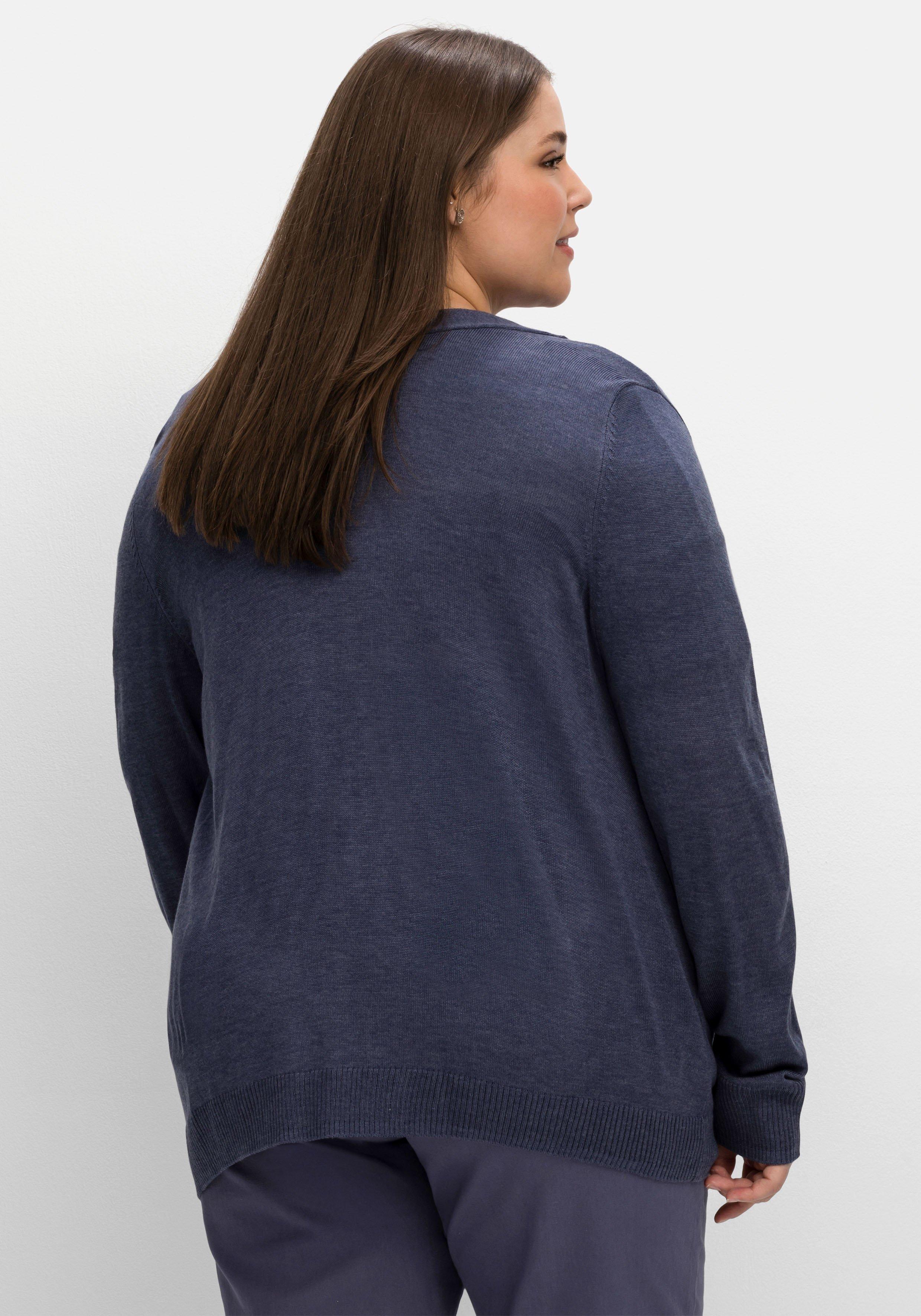 Strickjacke mit aufgesetzten Taschen