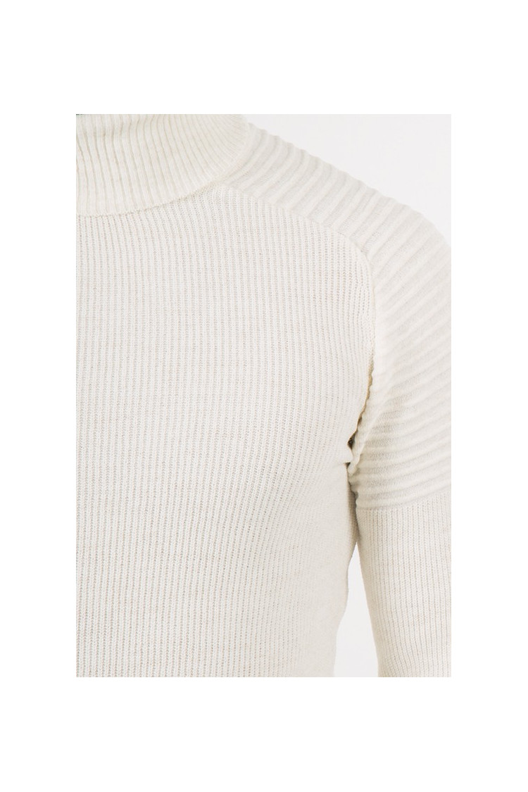 Pull fin col roulé slim