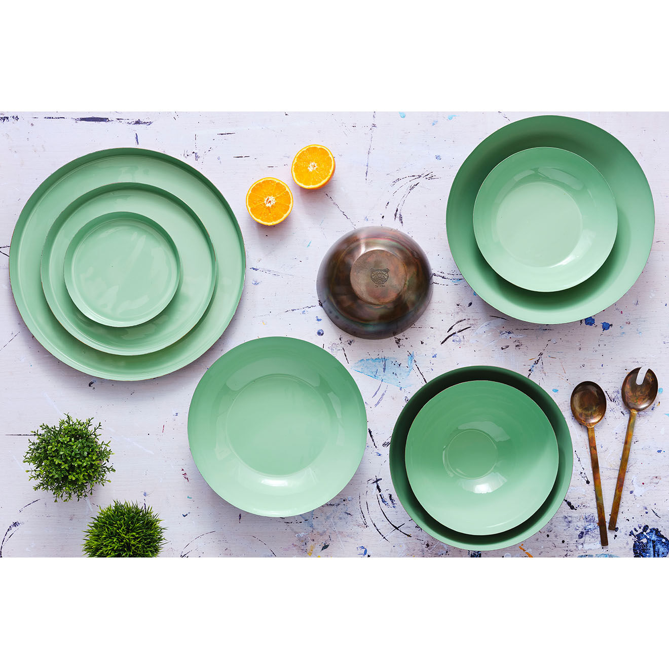 Bjorn Plateau de service en métal Jade - D.20 cm