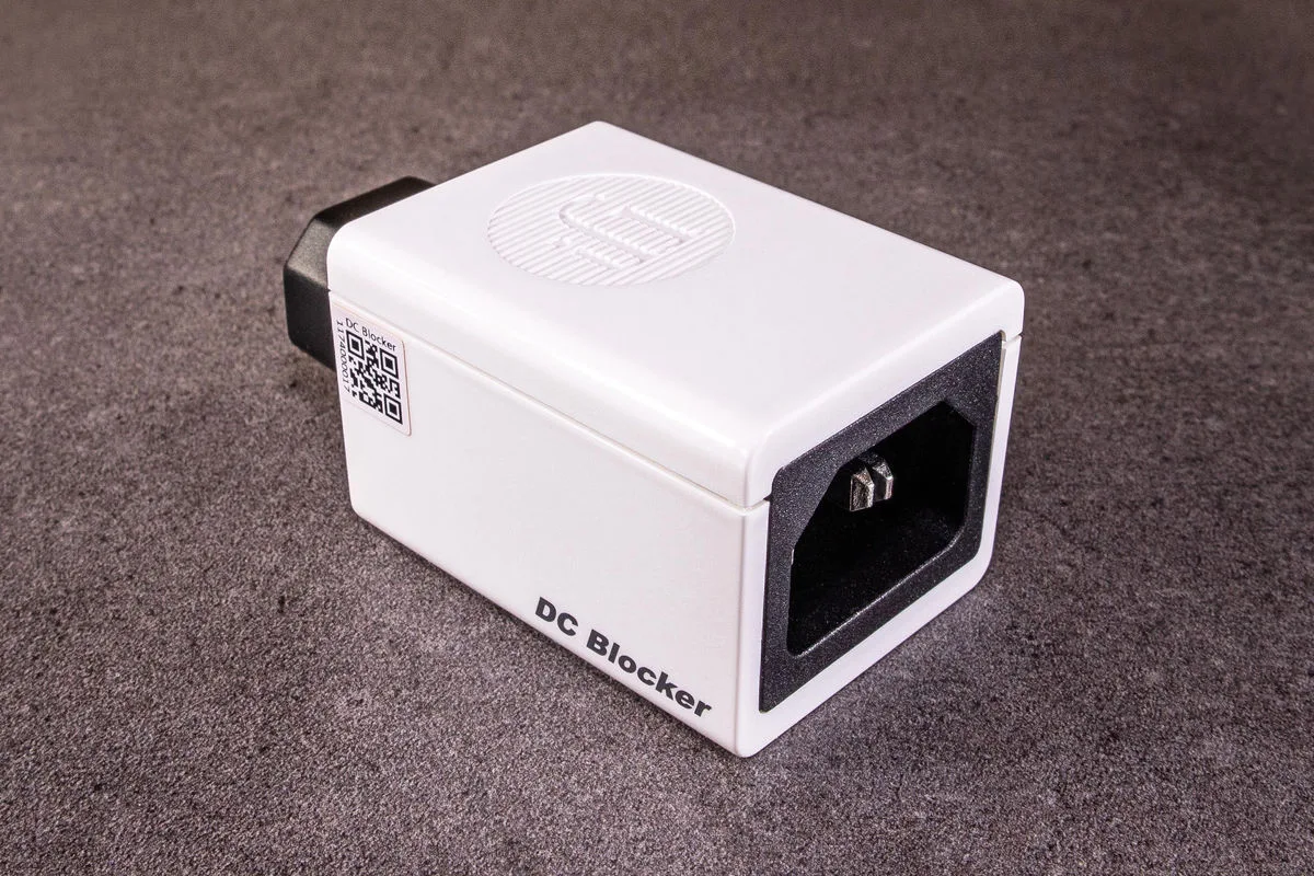 iFi Audio DC Blocker Conditionneurs secteur
