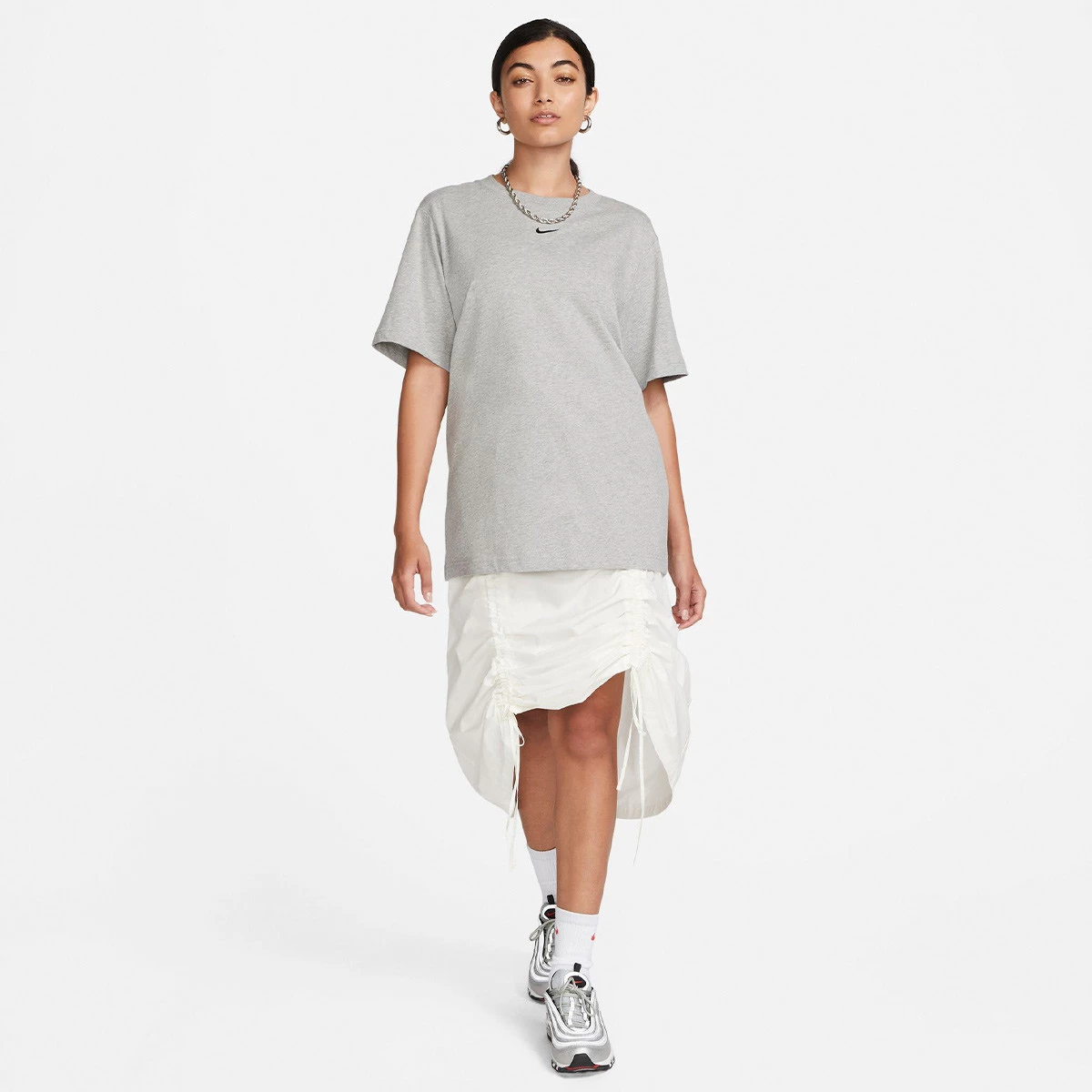 T-Shirt Nike Essentials Lbr Mulher