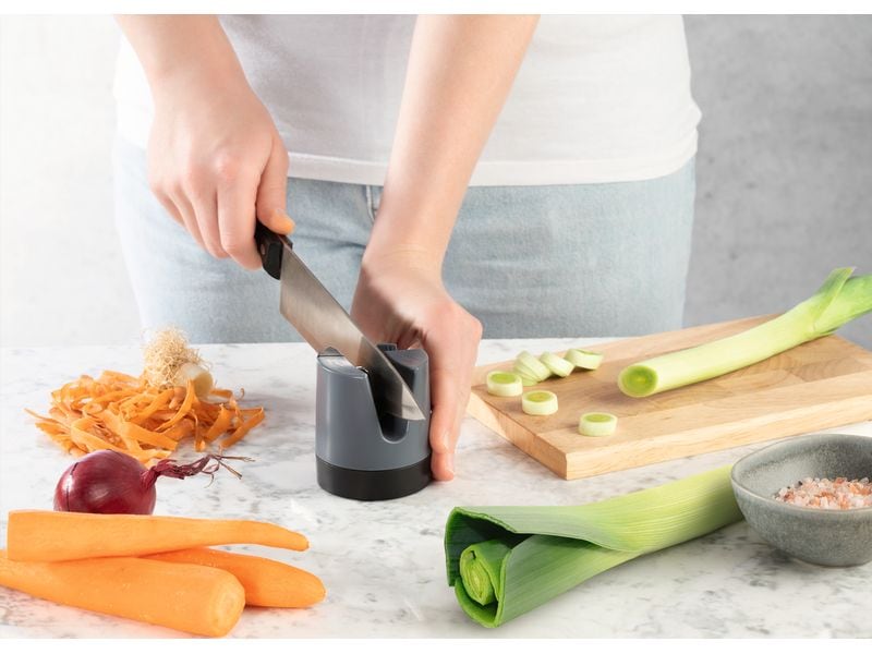 GOURMETmaxx Messerschärfer 6.4 cm, Anthrazit/Schwarz Der Schärfer für Messer