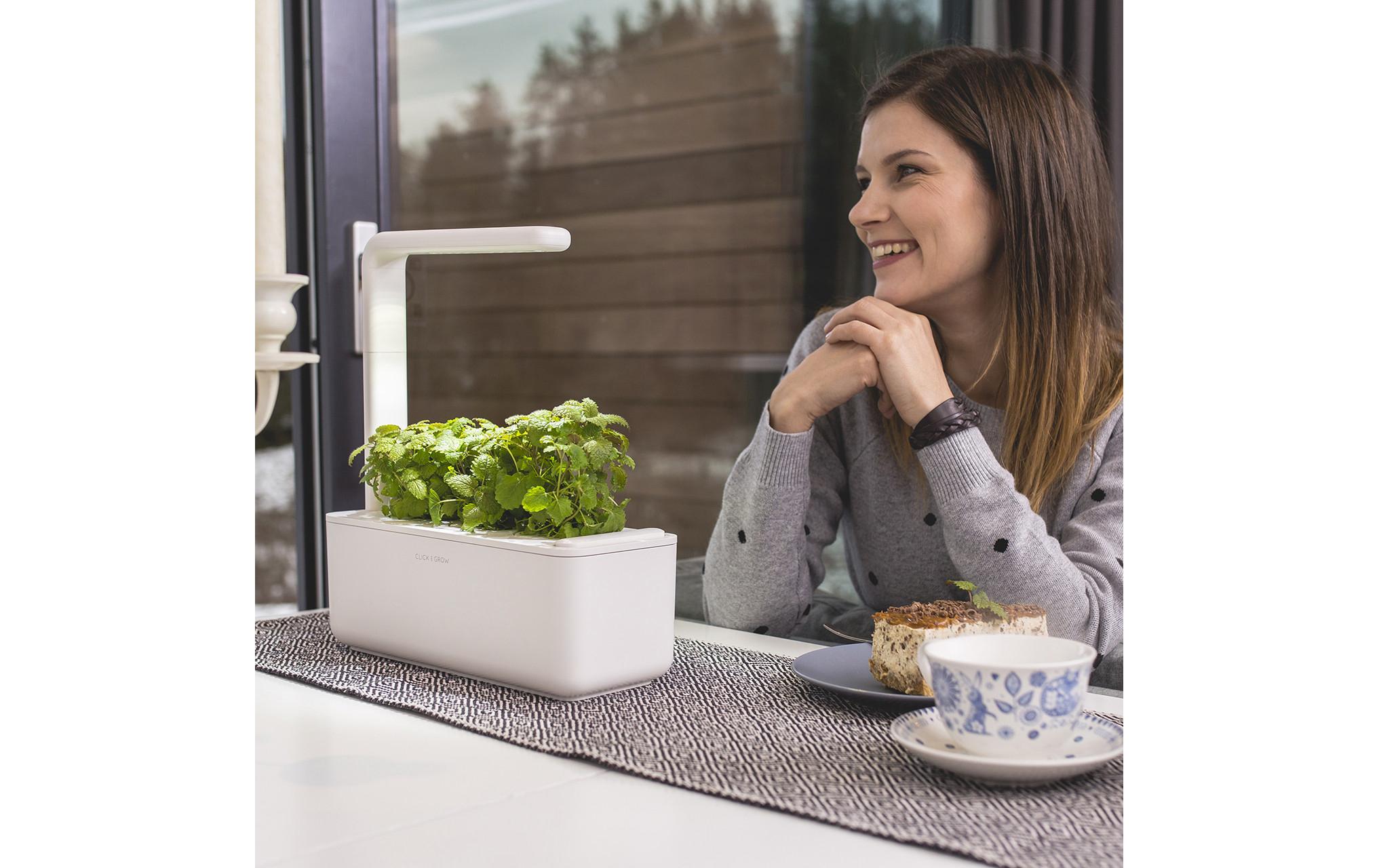 Kräutertopf Smart Garden 3 WeissZüchten Sie Küchenkräuter und andere Pflanzen bequem in der eigenen Wohnung