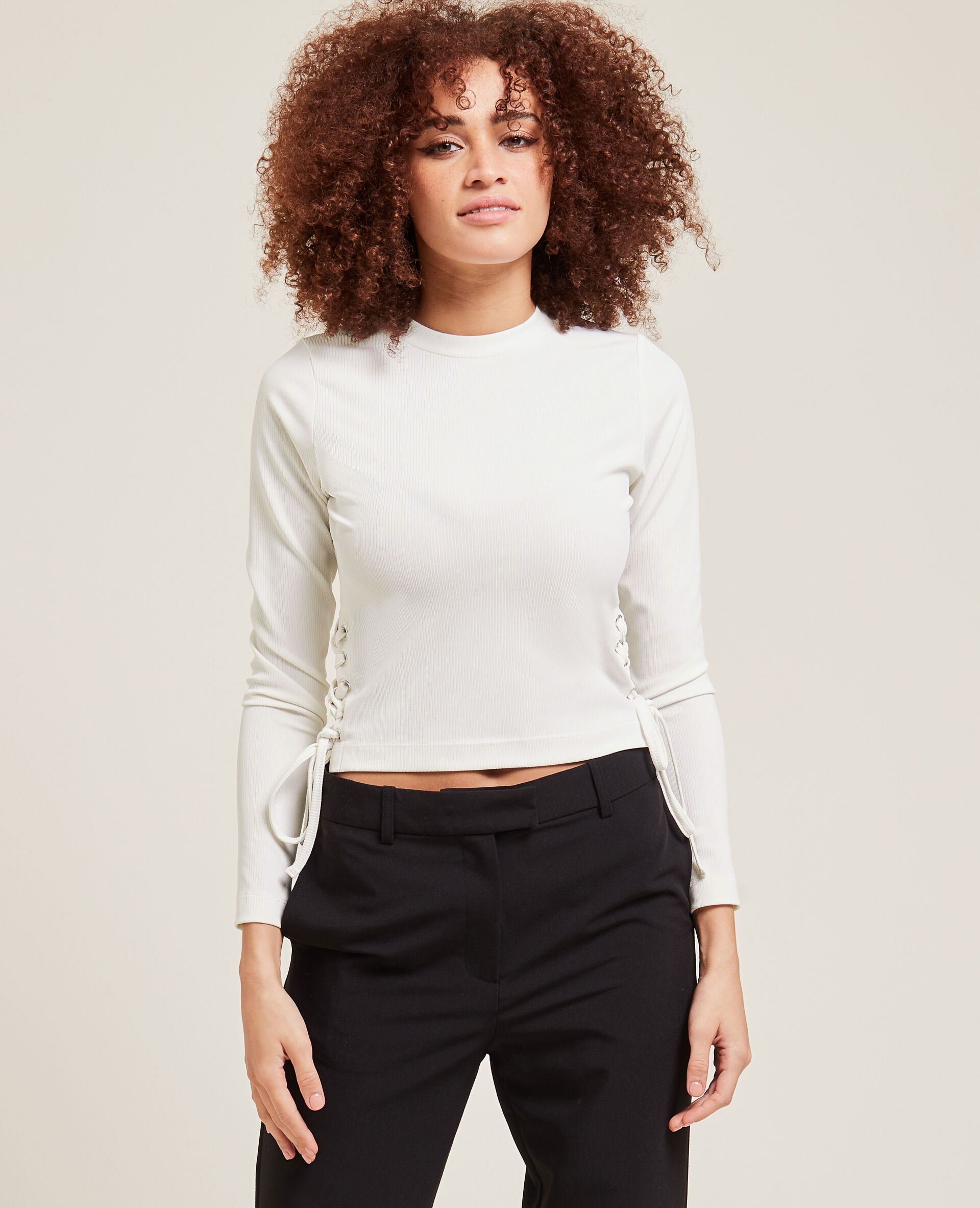 Top maille côtelée avec lacets - Blanc