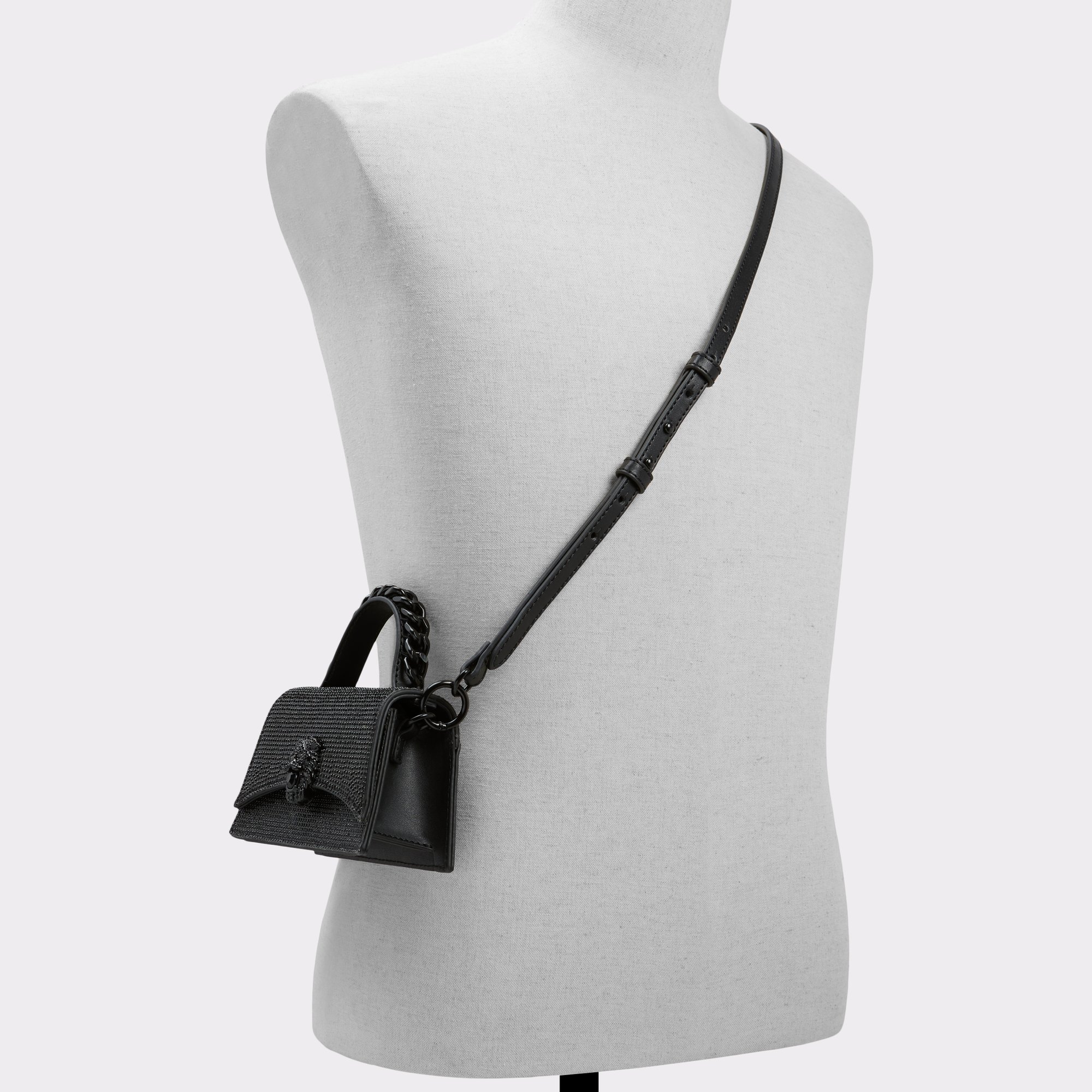 Aspyn Black Women Top Handle Bags