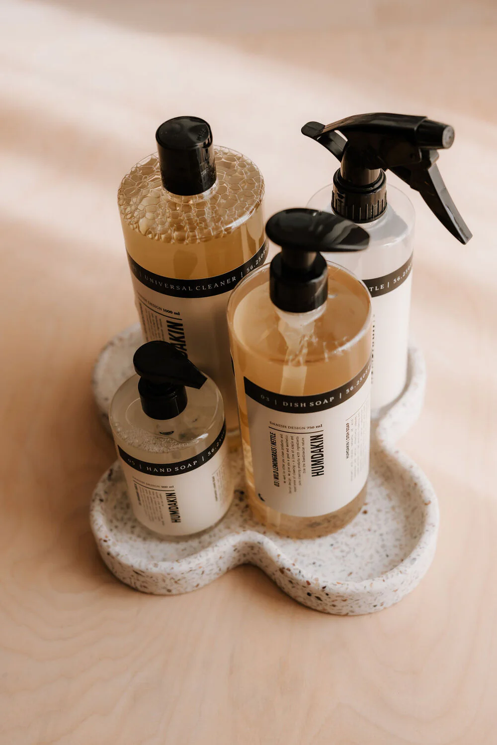 Humdakin  2-in-1 room spray