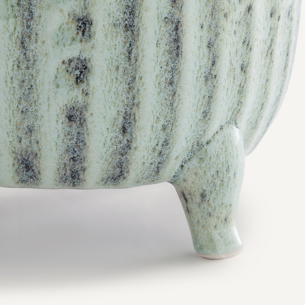 AM.PM<br>Vaso de cerâmica, 18 cm de altura, Zira