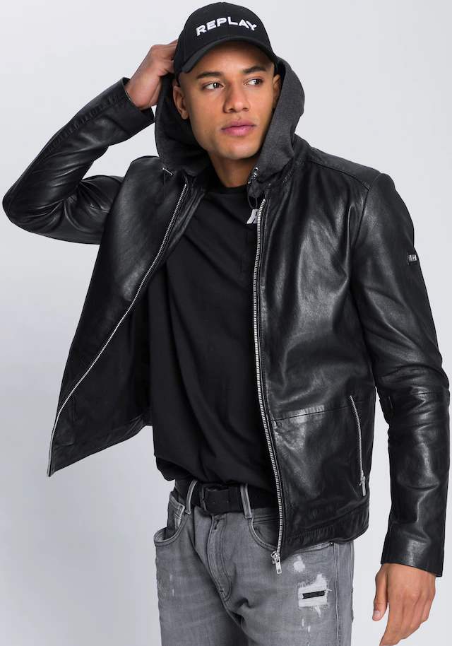 Bruno Banani Lederjacke mit Kapuze aus Lammnappaleder,  taillierter Schnitt,  mit abnehmbarer Kapuze