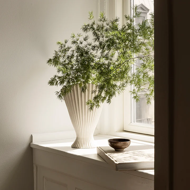 Ferm Living - Fountain Vase, H 30 cm, off-white