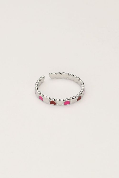 Vintage ring met roze & rode hartjes