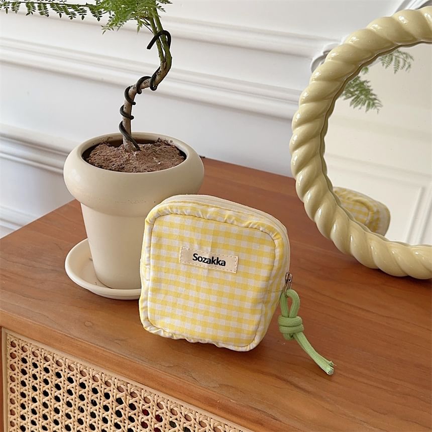 Ikiana - Gingham Toilettas