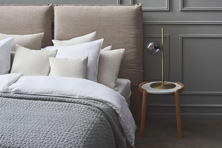 Bolia Feng hoofdbord bed bouclé beige