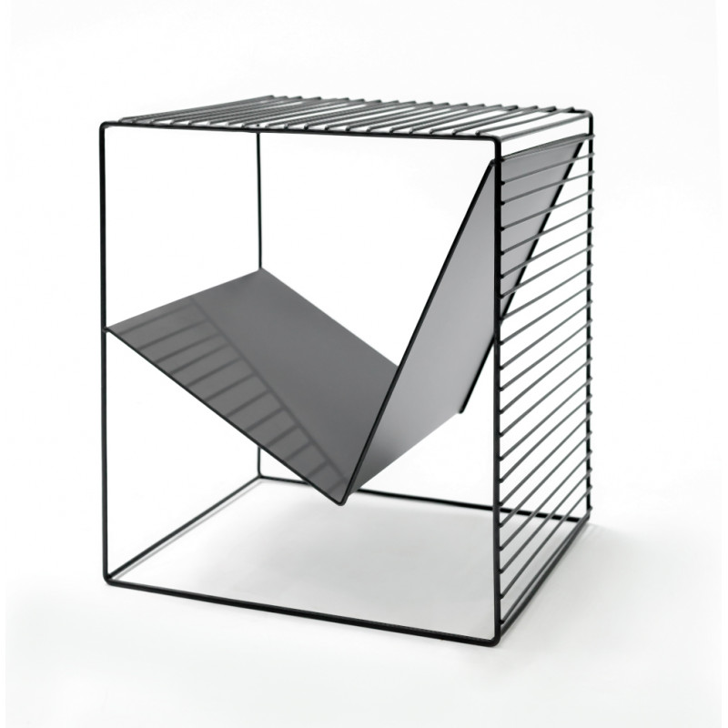 Bout de canapé, porte magazine journal revue, table d'appoint noir métal industrielle 40x35x45cm- meuble de salon- bout de canapé