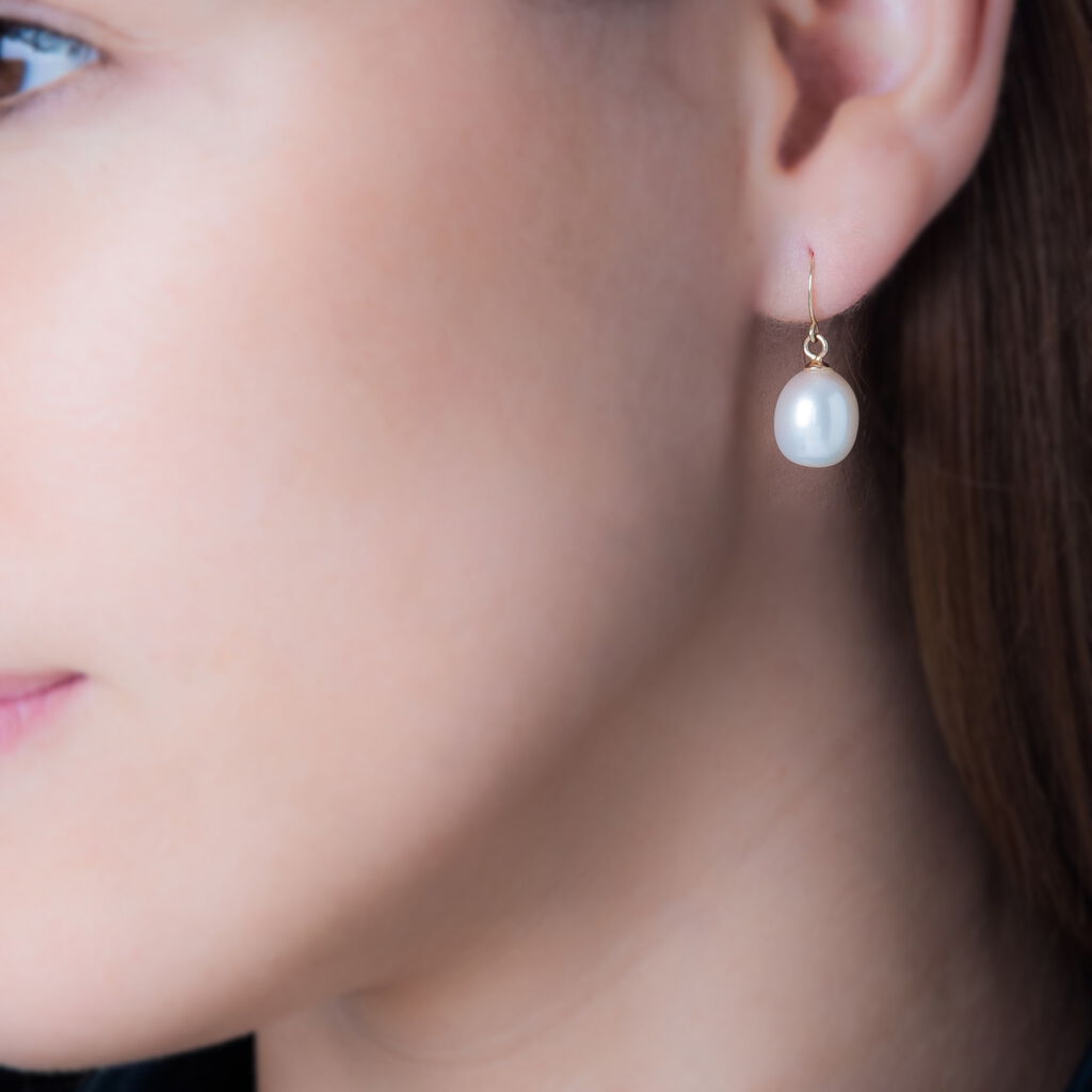 Boucles D'oreilles Pendantes Baroque Or Jaune Perle De Culture