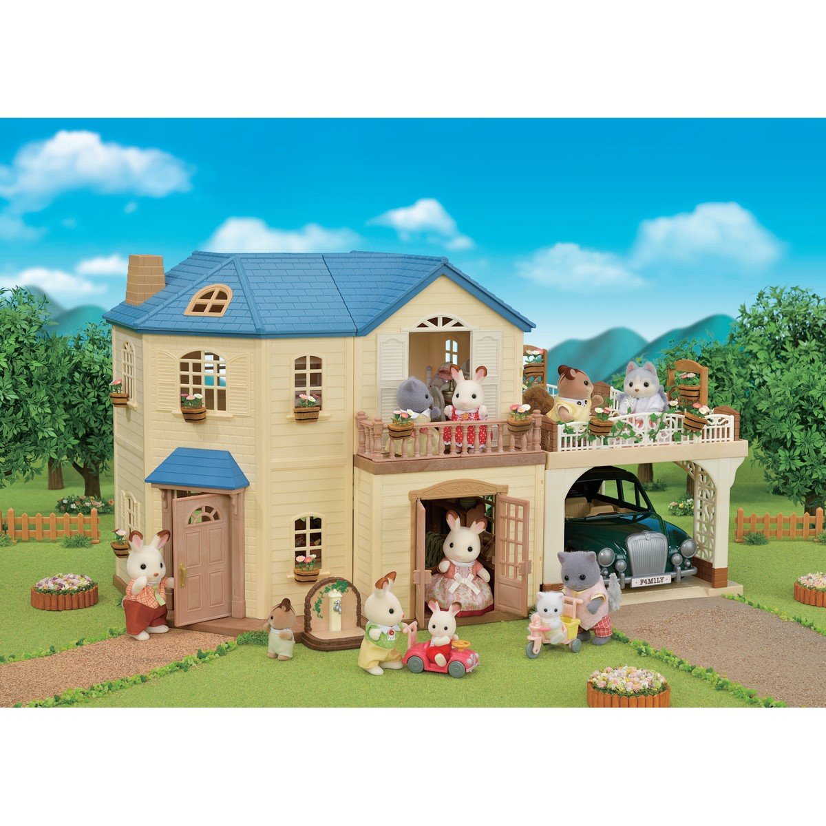La grande maison et son abri voiture - Sylvanian Families 5669