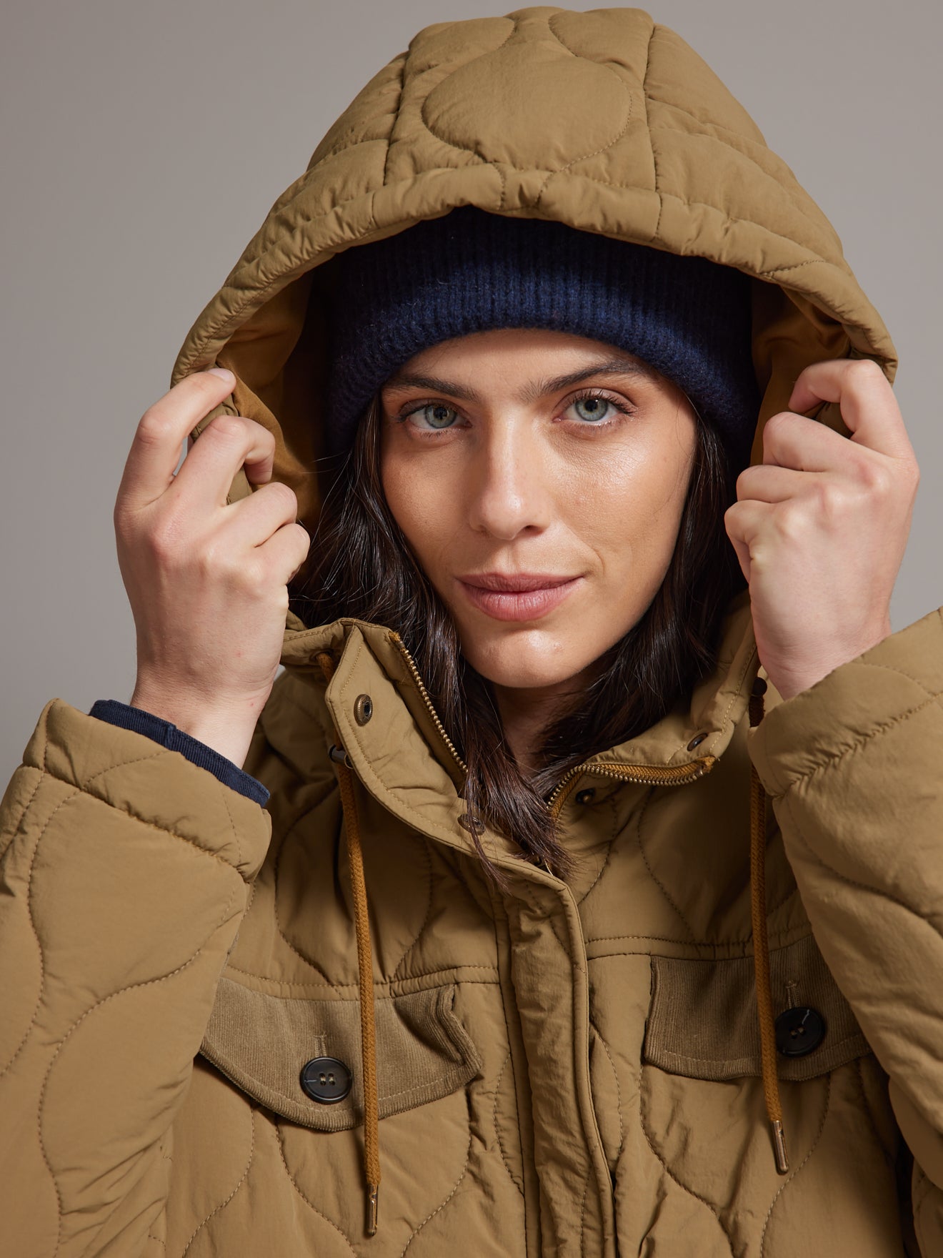 Parka longue matelassée détails velours femme
