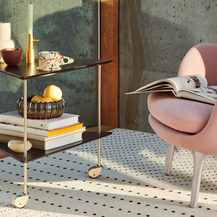 Fritz Hansen - AJ Trolley Beistelltisch, Esche schwarz / Chrom