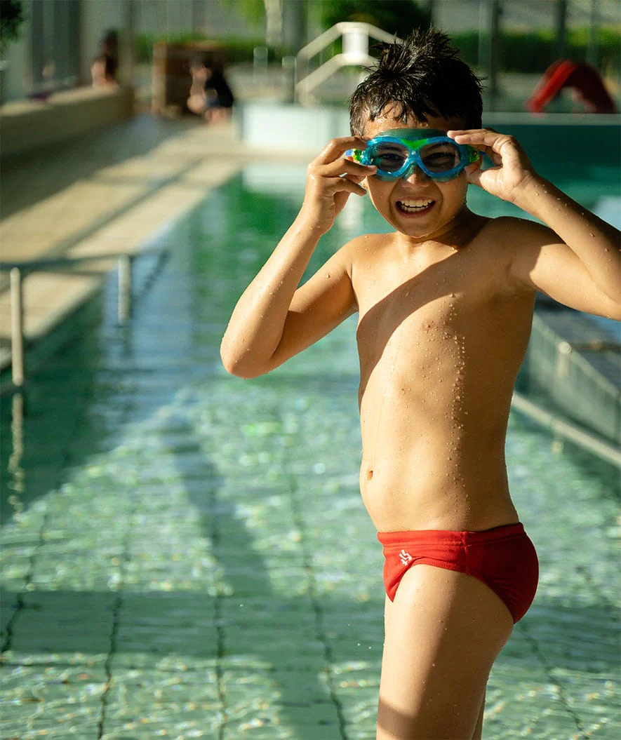 Watery trekantede badebukser til drenge - Budgie Eco - Red Sporty