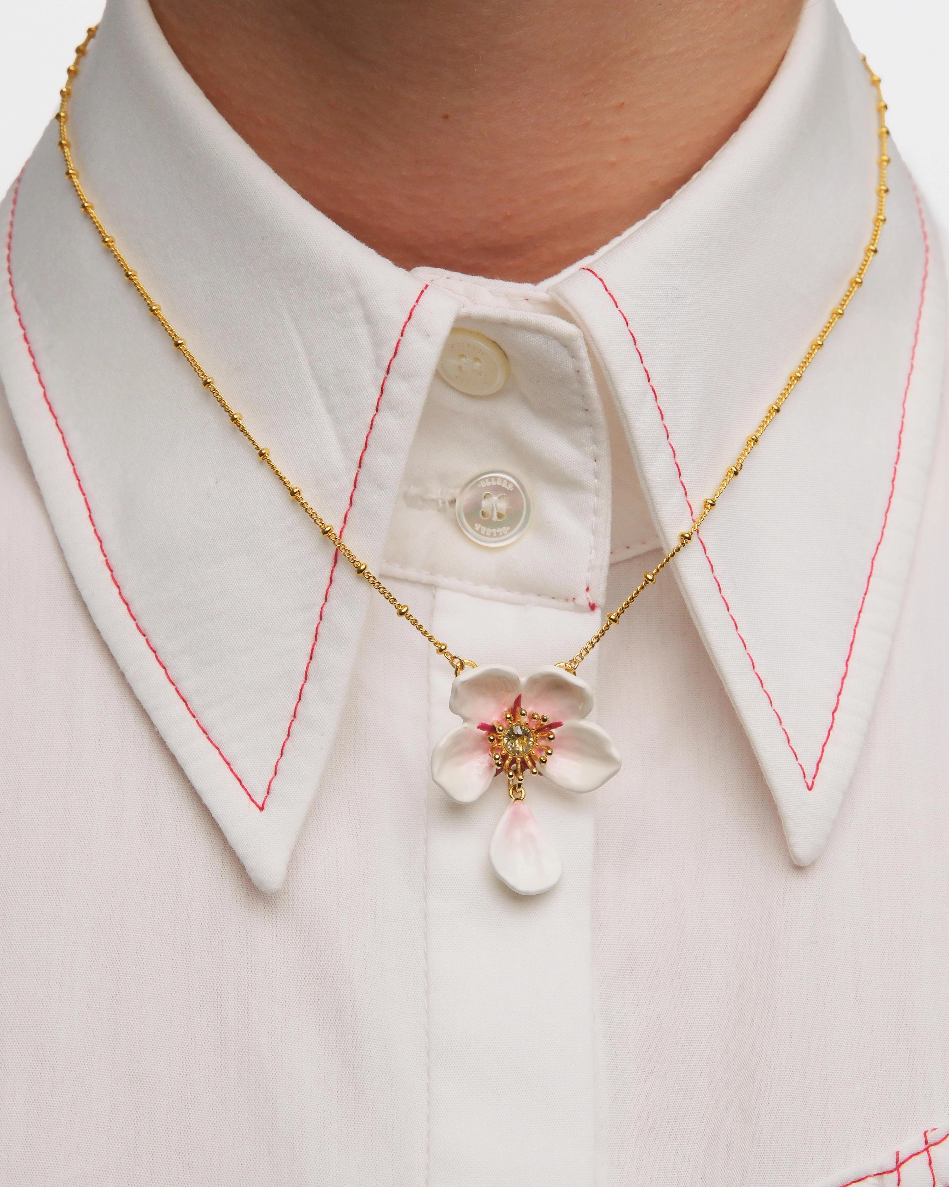 Collier pendentif fleurdu japon | Blanc